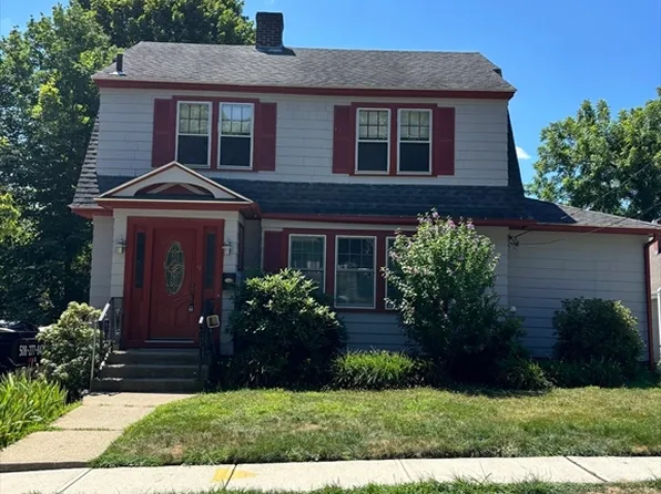 9 Burncoat Ter, Worcester, MA 01605