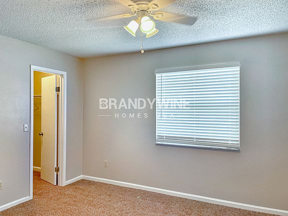 4th image of 9952 Somerset Grove Ln