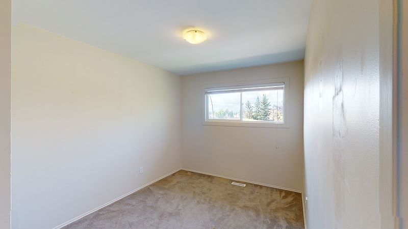 Calgary Townhouse for rent - 3 Bedrooms — photo 4