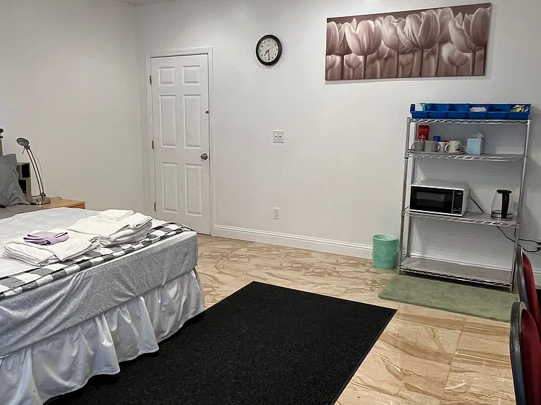 1554 Ellis Ave #C — Photo 3