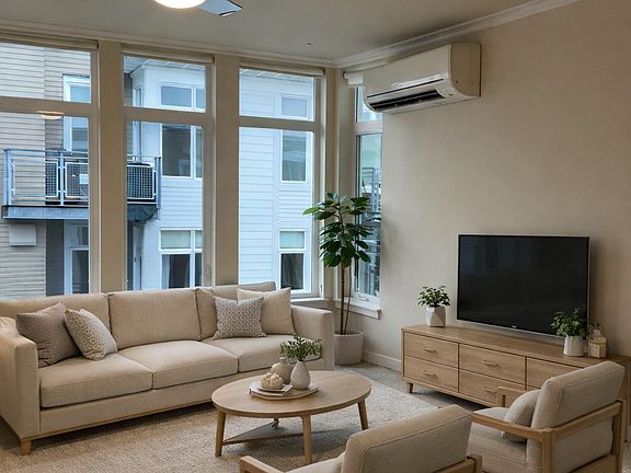 2nd image of 180 Harbor Square Loop NE Unit B422