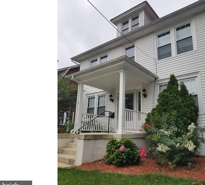 1st image of 319 W Lancaster Ave
