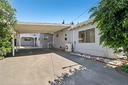 11036 Scoville Ave Photo 1