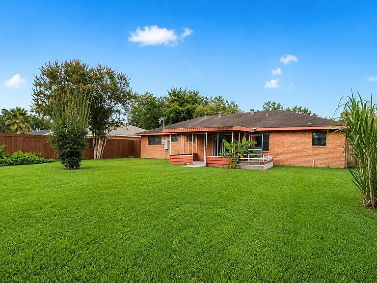 5726 Ettrick Dr — Photo 18