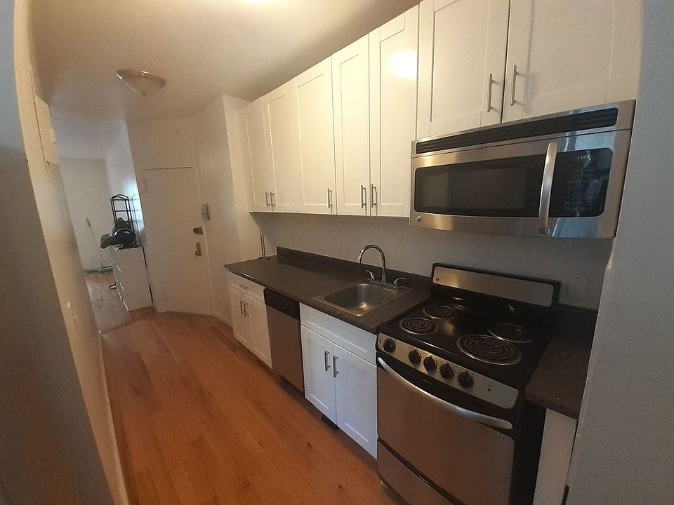 1st image of 401 E 78th St #B4
