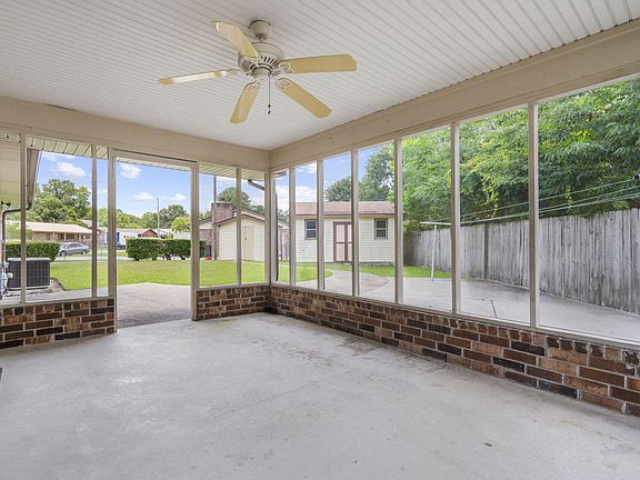 3rd image of 2 Elberton Ave
