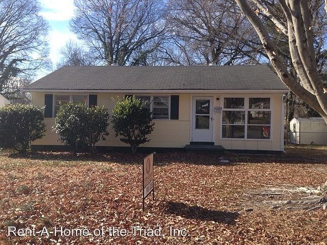 1st image of 2204 Cameo Dr