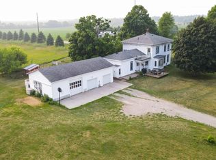 7379 County Rd E, Omro, WI 54963
