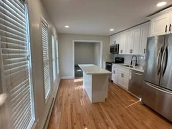 (undisclosed Address), Levittown, NY 11756