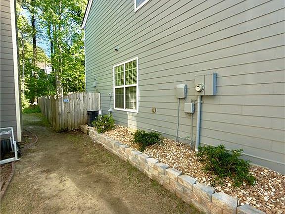 2nd image of 515 Friars Head Dr
