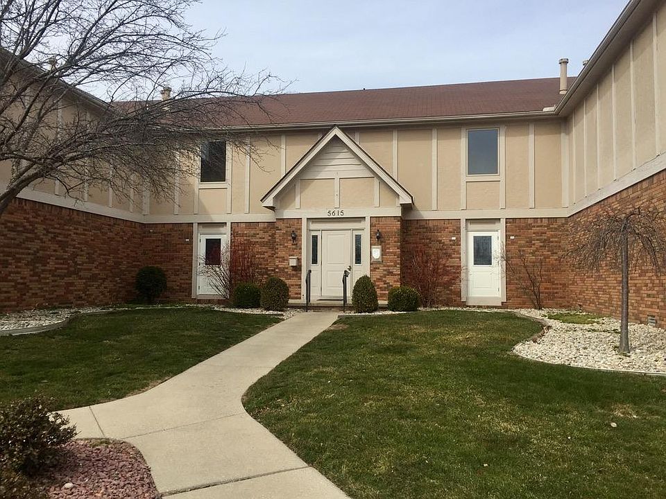Very well maintained condo