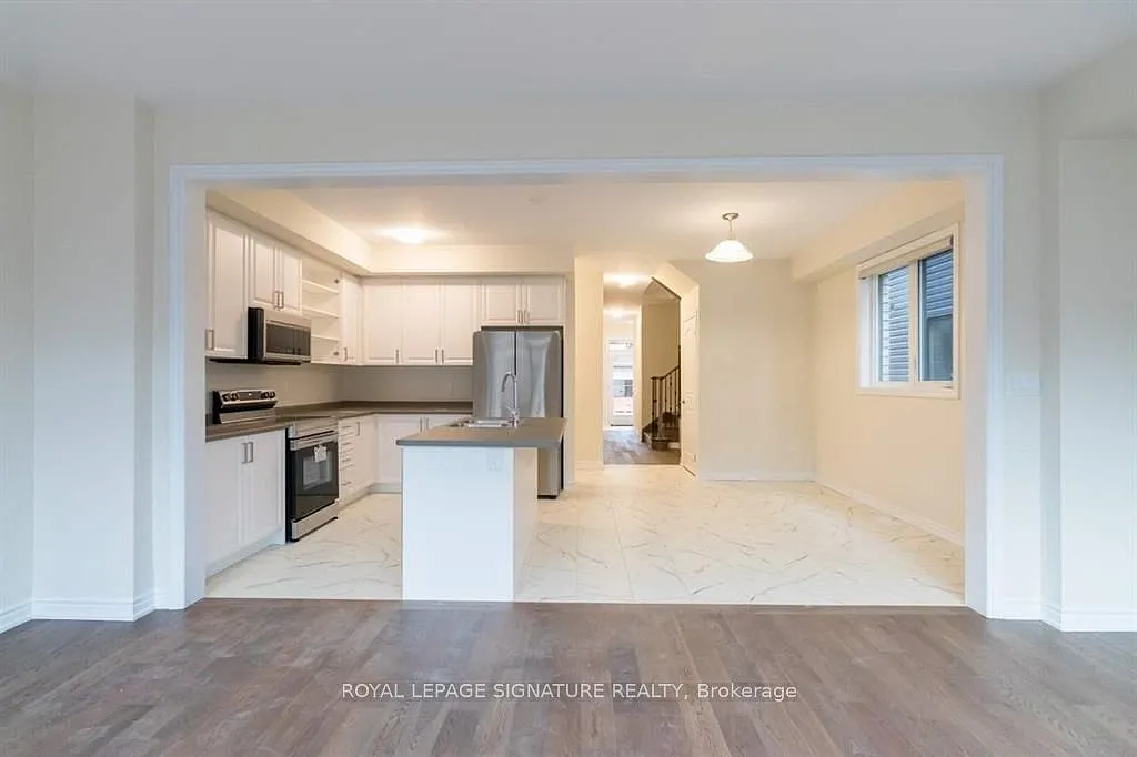4 bed, $2,700 — Photo 4
