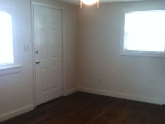 5th image of 2691 Bonds Ave