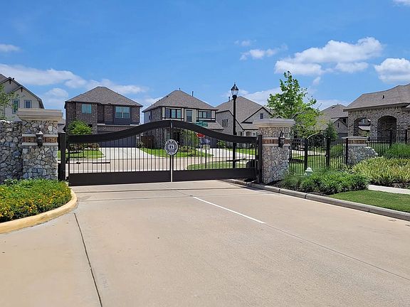 2nd image of 12326 Sabine Point Dr