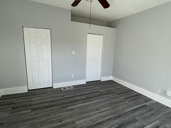 3rd image of 102 W Broad St APT 2