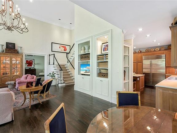 5th image of 3930 Merriweather Woods