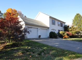 7 Caesar Jones Way, Bedford, MA 01730
