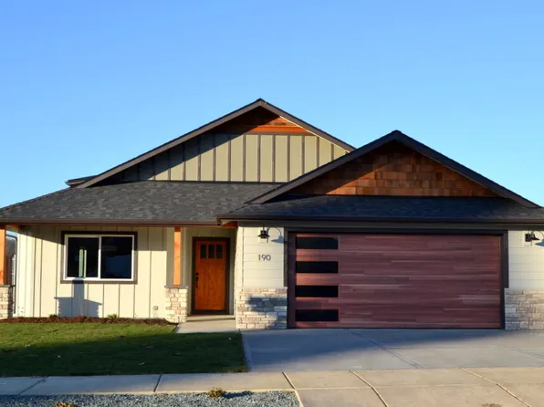 190 SW Rock Gulch Rd, Grants Pass, OR 97527