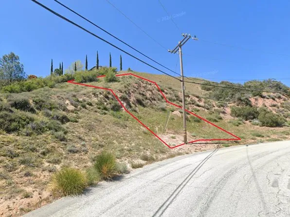 42621 Gumtree Dr, Lake Hughes, CA 93532