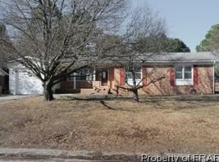 1840 Ashton Rd, Fayetteville, NC 28304