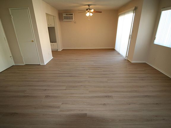 2nd image of 1927 Malcolm Ave #3