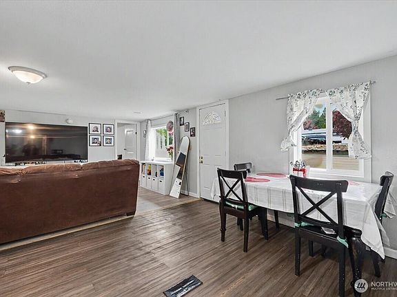 5th image of 7404 187th Street Ct E #43