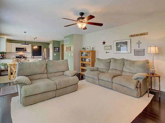 4th image of 2903 Whitley Ct