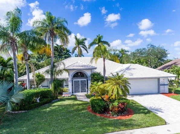 6379 Rock Creek Dr, Lake Worth, FL 33467