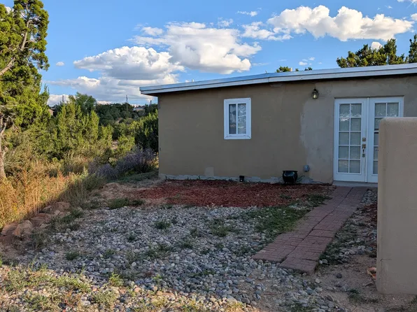 4162 Blue Spruce Dr #C, Santa Fe, NM 87507