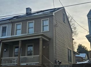 606 S Front St, Wrightsville, PA 17368