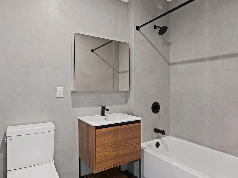 1661 Madison Ave #2A — Photo 5