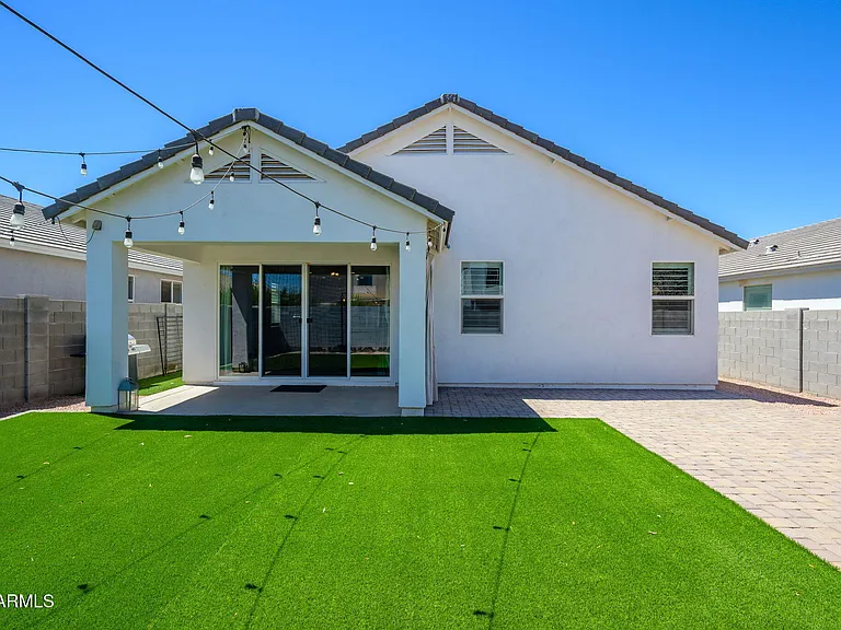 542 E Bamboo Ln — Photo 28