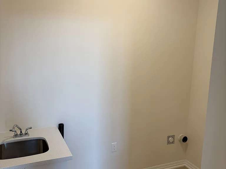 33 Stennett Dr — Photo 6