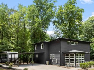7117 W Sugar Creek Rd, Charlotte, NC 28269