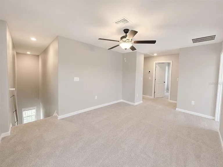 16717 Delia St — Photo 22