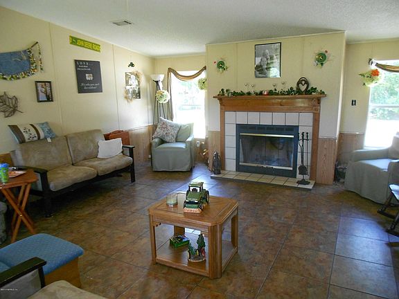 5th image of 156 Lee Ln