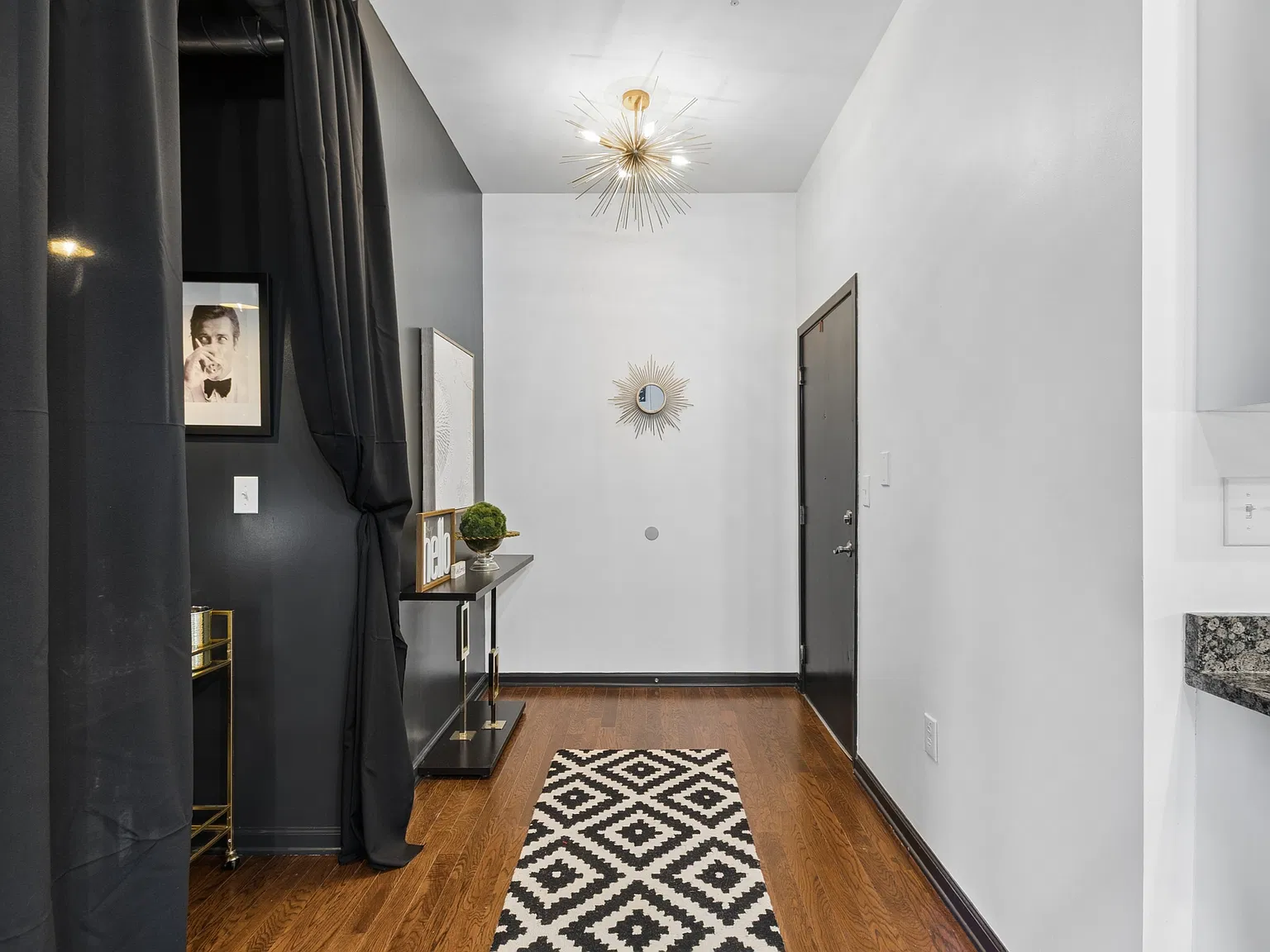 2 bed, 1223 sqft, $1,900 — Photo 2