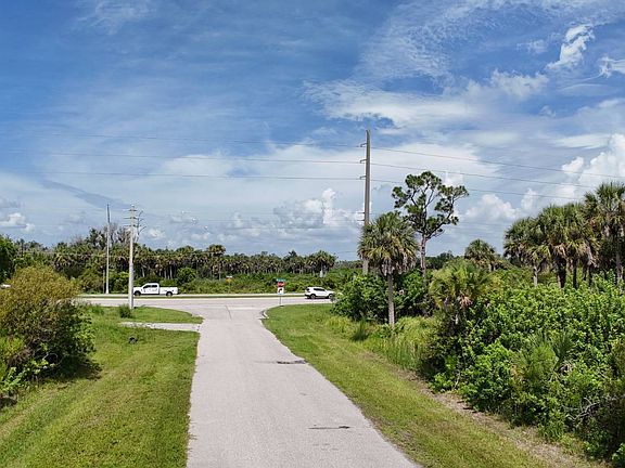 5th image of 26066 Flower Rd