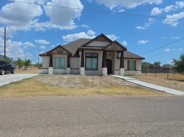 524 Hawk St, Zapata, TX 78076