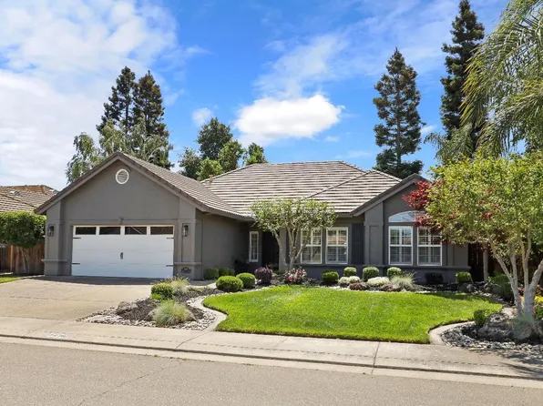 2836 Stratford Ln, Lodi, CA 95242