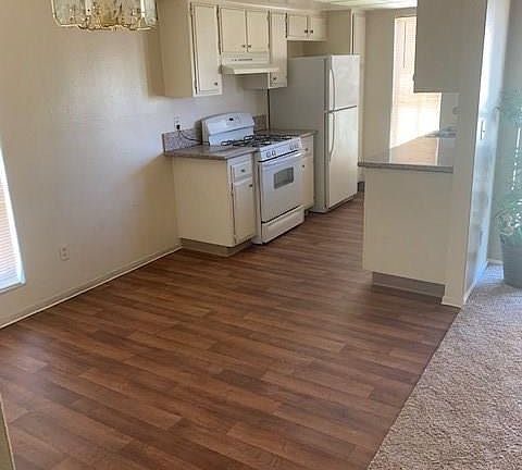2nd image of 1405 Vegas Valley Dr APT 384