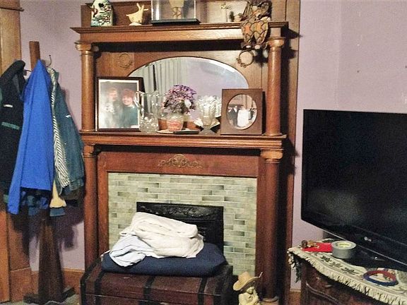 5th image of 56 W Fletchall St
