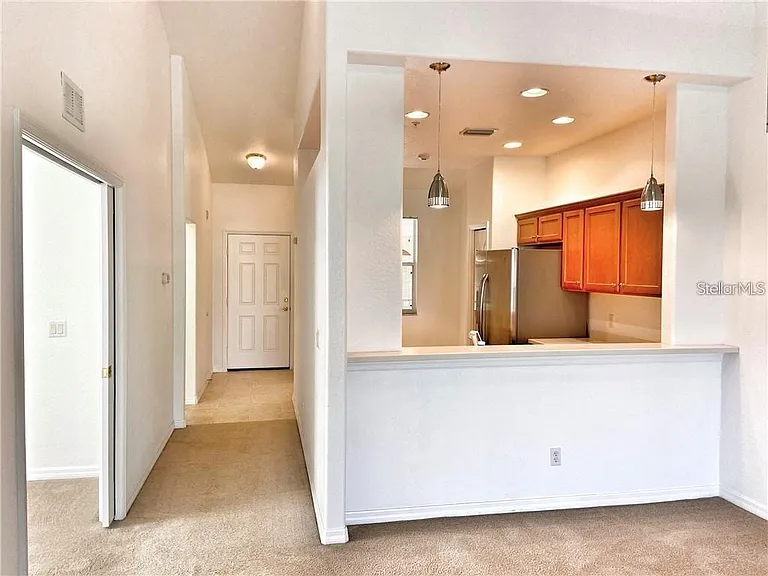 915 Fairwaycove Ln #208 — Photo 9