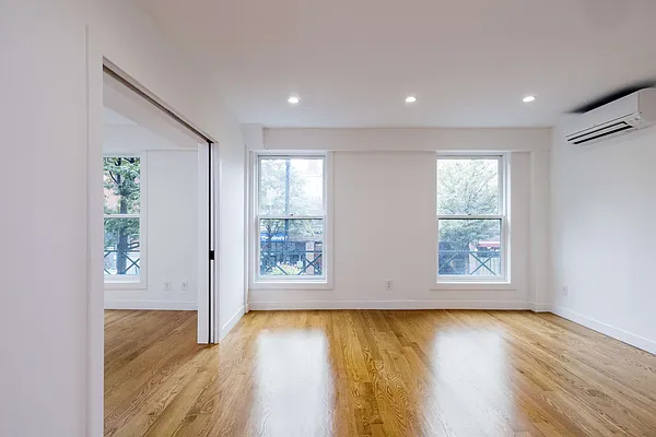 Rented by Town Residential | media 17