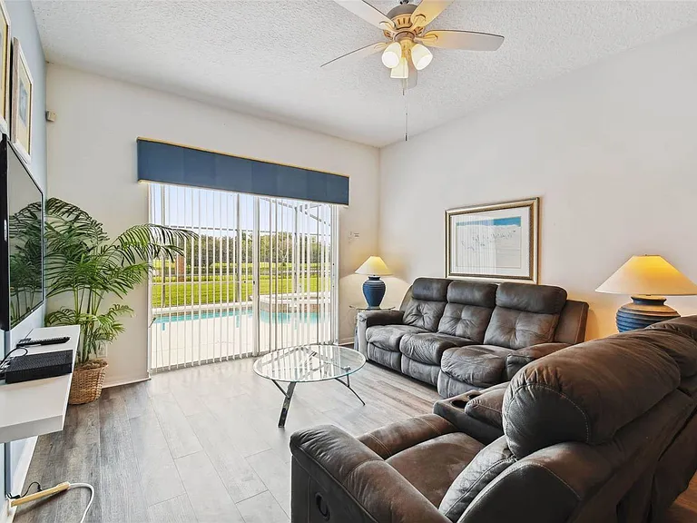 640 Chadbury Way — Photo 29