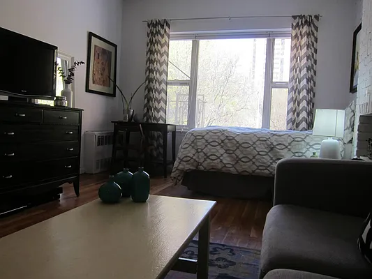 Rented by Keller Williams NYC | media 10