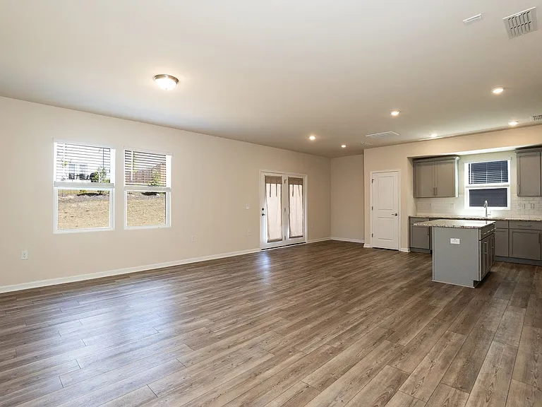 1517 Rhodes Pond St — Photo 11