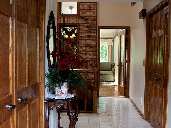 4th image of 34317 N Malmquist Dr