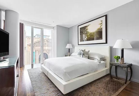 5th image of 122 Greenwich Ave APT 12