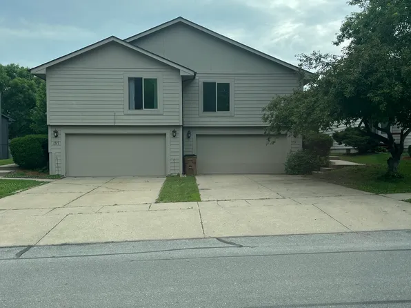 1315 NW 90th St #1315, Clive, IA 50325